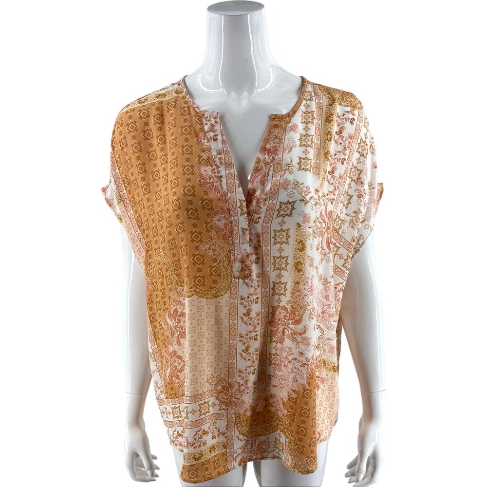 Cupcakes & Cashmere Womens Top Size XL White Peach Pink Floral Split Neck Blouse